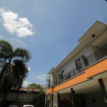 Hotel Reddoorz @ Pangeran Antasari 2 Cilandak  Exterior foto